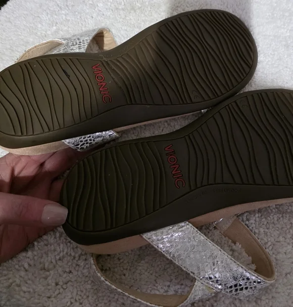 Vionic 9.5  Silver Ankle Strap Sandals - Picture 6 of 6